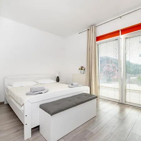 度假居 Stablinac *